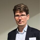 Speaker bio Tomasz Cieśla